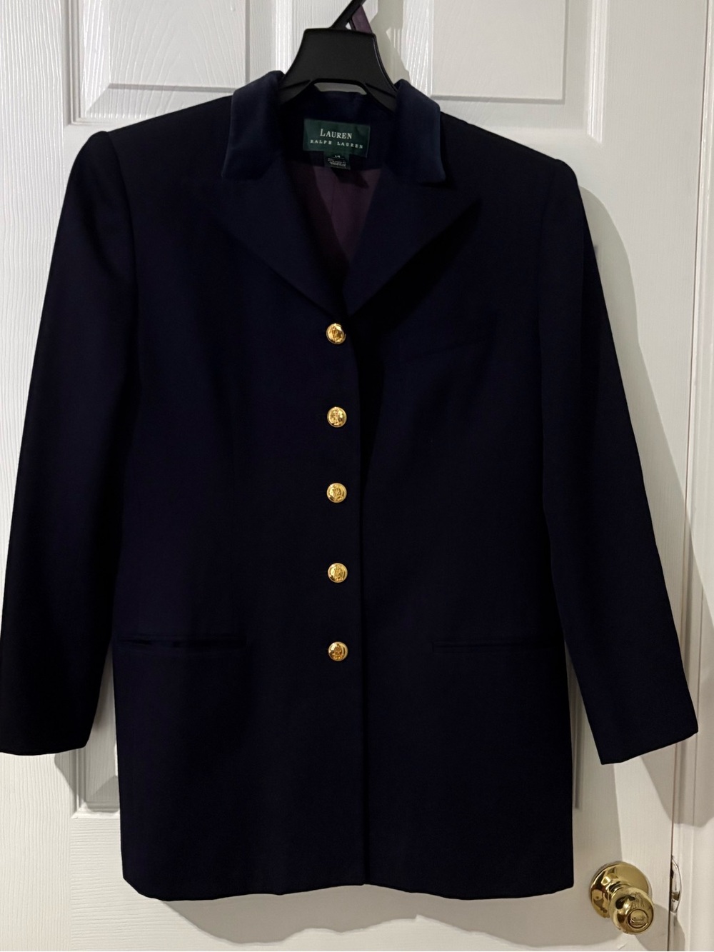 Lauren Ralph Lauren Women's
Velvet collar Blazer